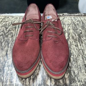 WONDERS Maroon / Cranberry Suede Oxford  Shoes Size 40 EUC